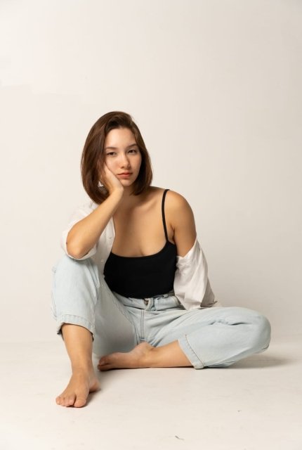 Vertical Image 1